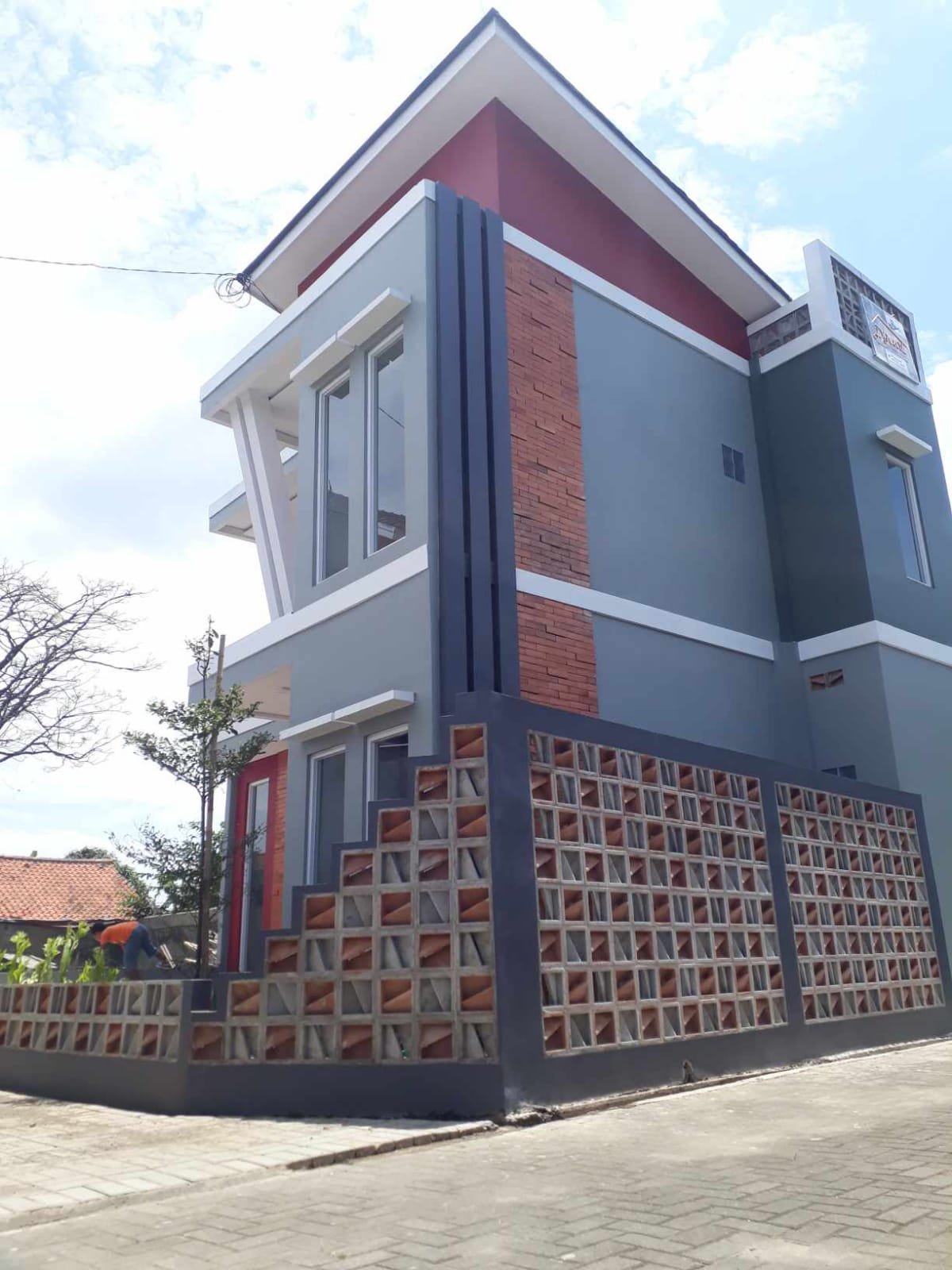 DIJUAL RUMAH BARU DI CILAME PERMAI – KBB