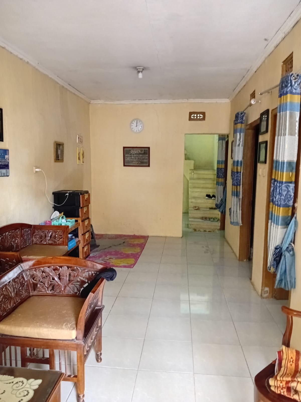 DIJUAL RUMAH SIAP HUNI DALAM KOMPLEK DI PADALARANG