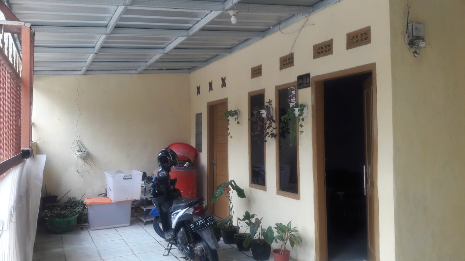 DIJUAL RUMAH SIAP HUNI DALAM KOMPLEK DI PADALARANG