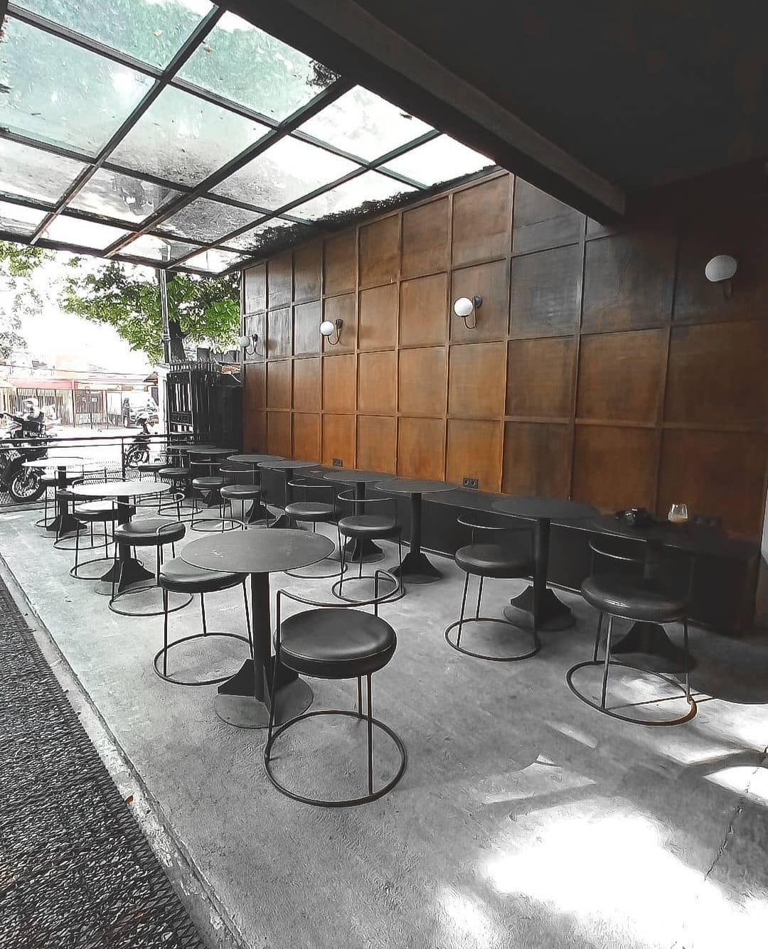 DIJUAL CEPAT RUMAH & TEMPAT USAHA DI PUSAT KOTA SAYAP JALAN PELAJAR PEJUANG – BANDUNG